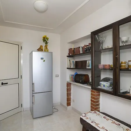 Apartment Casa Marina Caronia